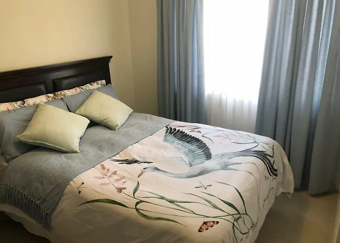 Summer Sands - Durban North Beach Accommodation