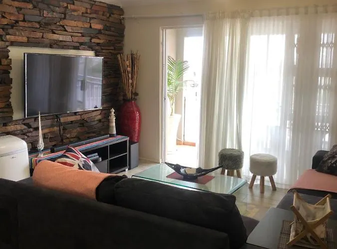 Summer Sands - Durban North Beach Accommodation